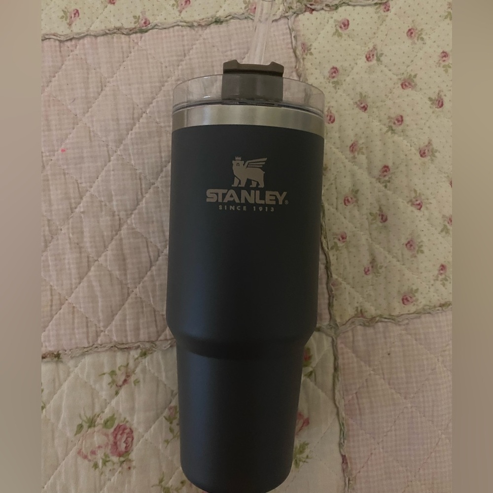 OG 30 oz coal Stanley